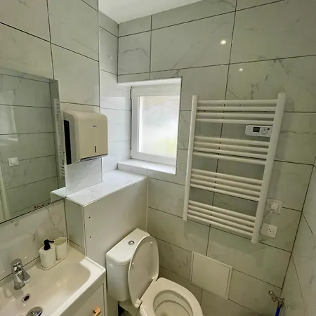 New Garden Unic 6 Personnes Амьен